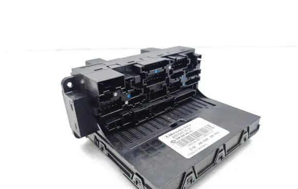 Mercedes-Benz C W203 Fuse module 2035453501 5DK00848543