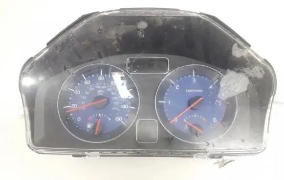 Volvo C30 Speedometer (instrument cluster) 30695998 0111761