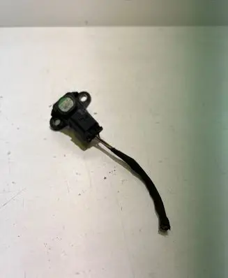 Mercedes-Benz Vito Viano W639 Air pressure sensor A0051533028