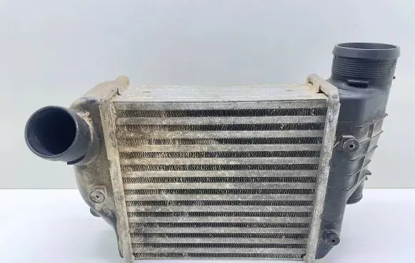 Audi A6 S6 C6 4F Intercooler radiator 4F0145805E