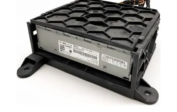Audi Q3 8U Aerial antenna filter 4G0035082G