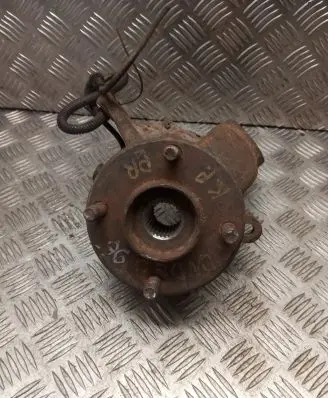Ford Mondeo MK II Front wheel hub
