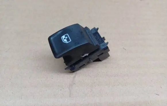 Skoda Fabia Mk3 (NJ) Electric window control switch 5JA959855A