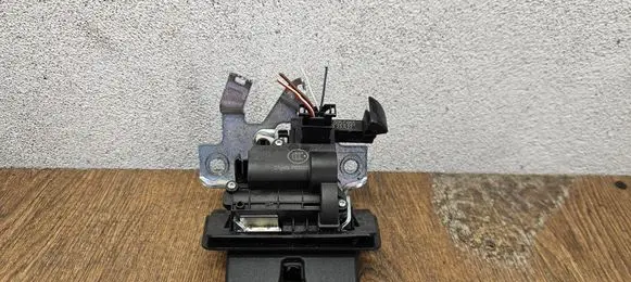 Audi A3 8Y Tailgate/trunk/boot lock/catch/latch 8W9827505C 150739231122