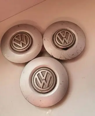 Volkswagen Golf III Original wheel cap 1H0601149A