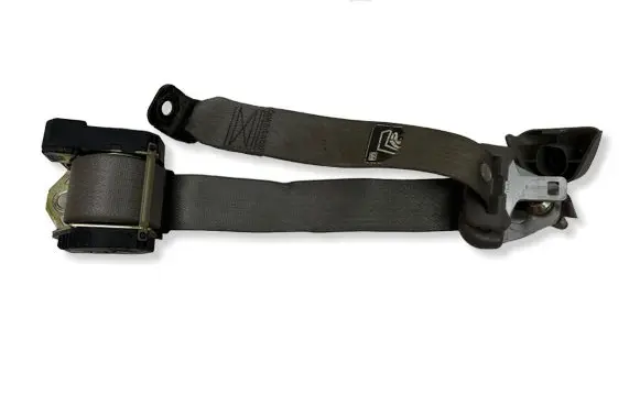 Jeep Cherokee III KJ Rear seatbelt 00043594