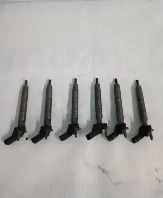 Mercedes-Benz E W212 Fuel injector A642070