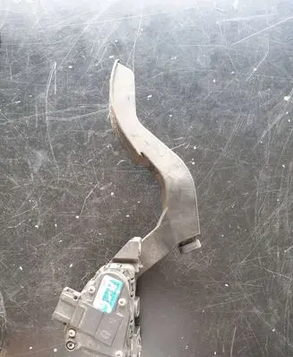 Audi A6 S6 C5 4B Accelerator throttle pedal 6PV00837602