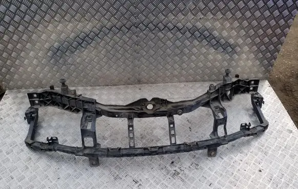 Ford Kuga I Top upper radiator support slam panel 8V418B041AK