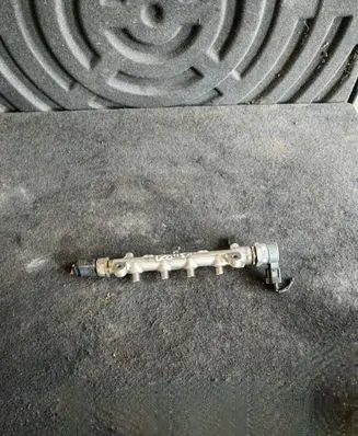 Seat Leon (5F) Fuel main line pipe 04L089B