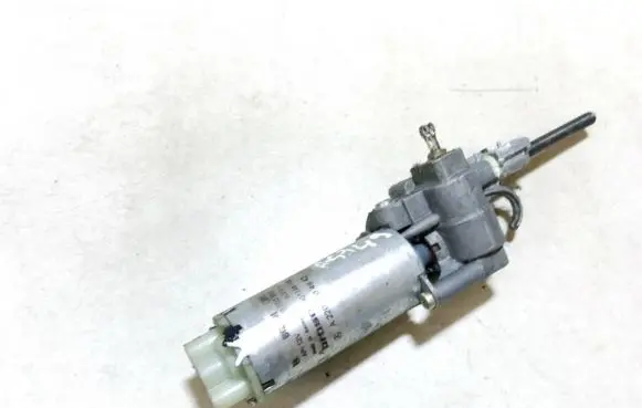 Mercedes-Benz S W220 Seat adjustment motor a2208204942
