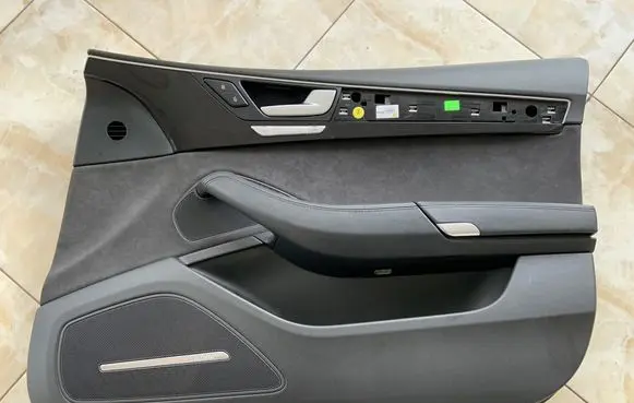 Audi A8 S8 D4 4H Front door card panel trim 4H1868018