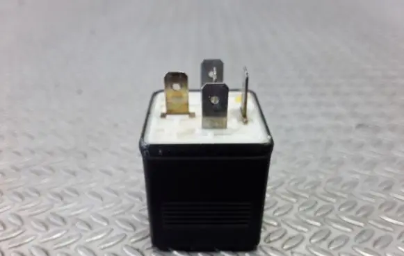 Audi A8 S8 D2 4D Other relay 8A0951253A