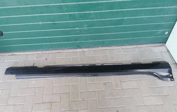 Volvo V60 Sill 39811942