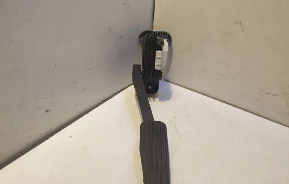 Volvo S80 Accelerator throttle pedal 9496821 00776918