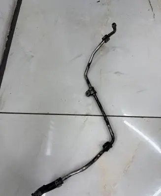 Volkswagen PASSAT B6 Turbo turbocharger oiling pipe/hose 