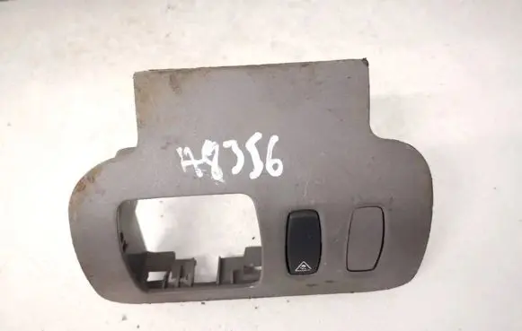 Traction control (ASR) switch
