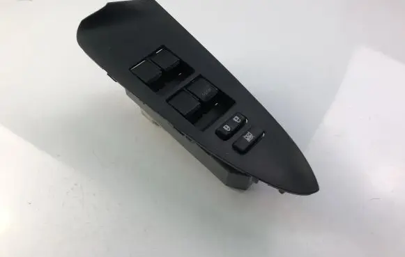 Toyota RAV 4 (XA30) Electric window control switch 9140D82