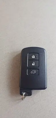 Toyota RAV 4 (XA40) Ignition key/card 