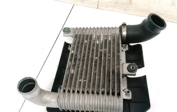 Toyota Yaris Intercooler radiator