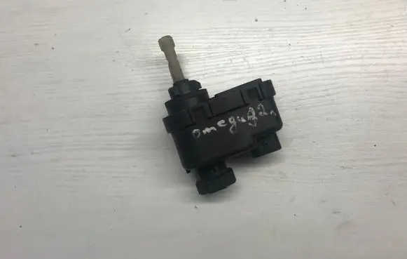 Headlight level adjustment motor