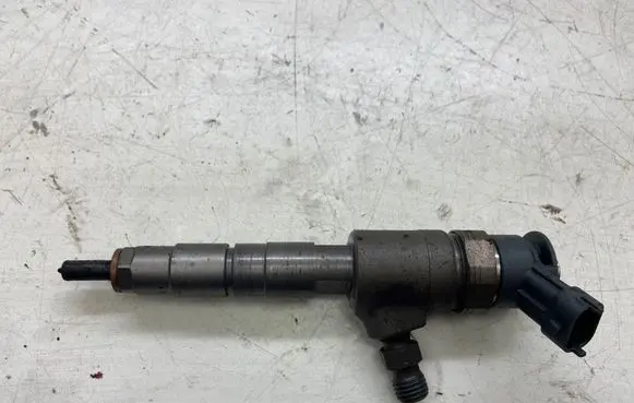 Ford Fiesta Fuel injector 0445110489