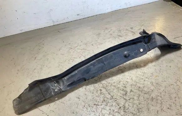 Fender end trim