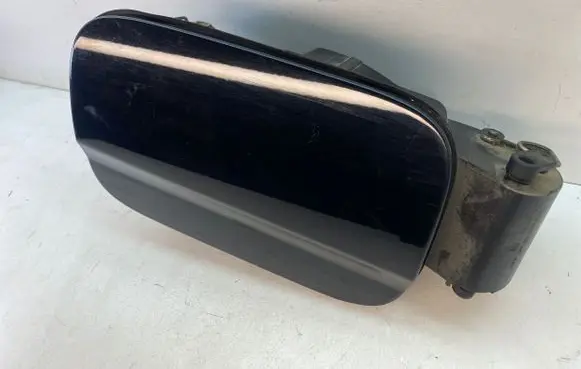 Mercedes-Benz C W204 Fuel tank cap A2046300067 05939001 C040