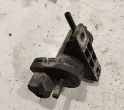 Renault Laguna II Turbo solenoid valve 7700113709