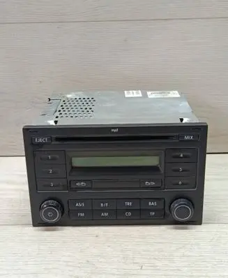 Volkswagen Sharan Radio/CD/DVD/GPS head unit 6Q0035152D RCD200 28064108