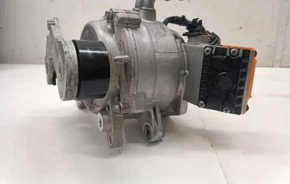 KIA Niro Generator/alternator 3739003920