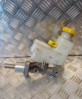 Alfa Romeo Giulietta Master brake cylinder 03350890521
