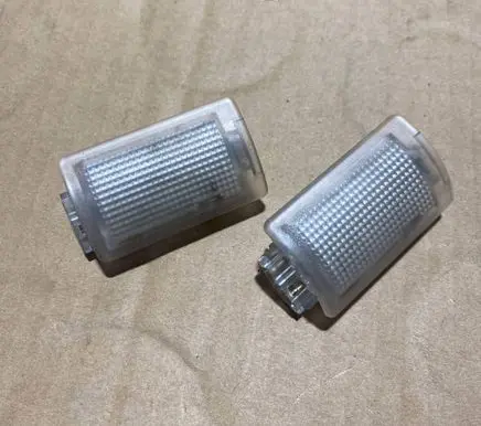 Mercedes-Benz S W140 Rear door interior light 1408200201 UL03725 0201