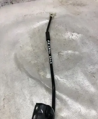 Mitsubishi Eclipse Cross Engine bonnet/hood prop rod/strut 