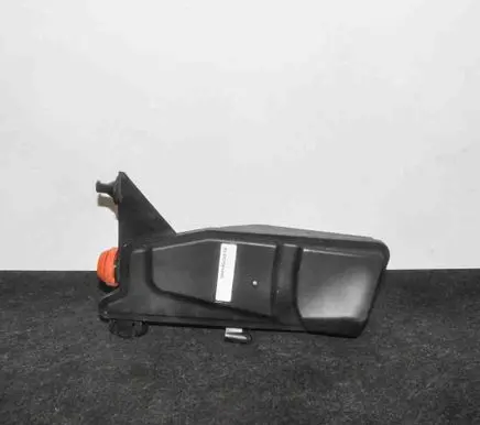 BMW 5 G30 G31 Other engine bay part 8575040