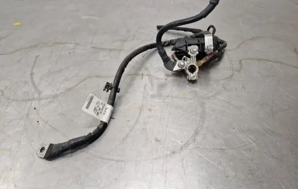 Mercedes-Benz GLC X253 C253 Battery relay fuse A0009061505 1110055 1206180142