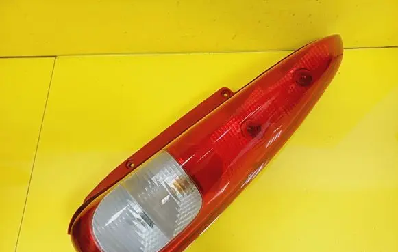Rear/tail lights