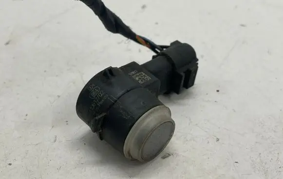 Mercedes-Benz C W204 Parking PDC sensor A2125420018