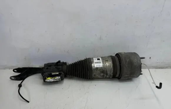 Mercedes-Benz E W213 Front shock absorber/damper A2133201601