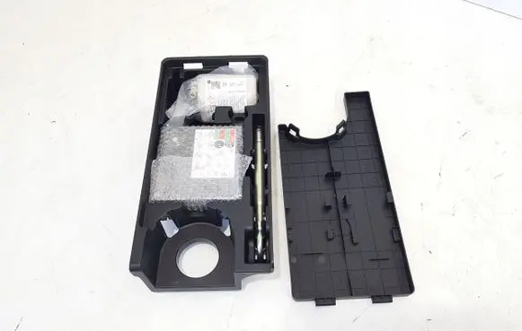 Peugeot 3008 II Tool set 