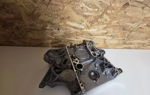 Mercedes-Benz E W211 Timing chain cover R6460150602