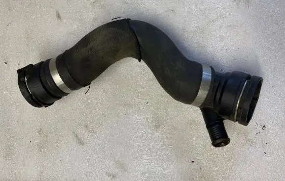 BMW 1 E81 E87 Engine coolant pipe/hose 7790743