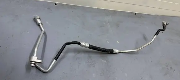 Audi A4 S4 B9 8W Air conditioning (A/C) pipe/hose 8W1816720