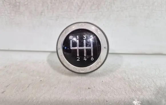 Audi TT Mk1 Gear lever shifter trim leather/knob