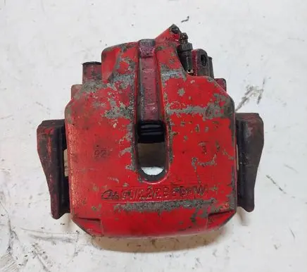 BMW 5 E39 Front brake caliper 6022296