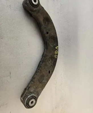 Volvo S90, V90 Rear control arm