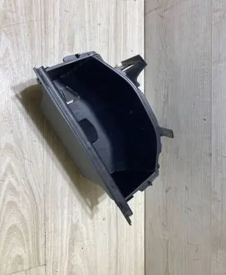 Ford Fiesta Glove box central console H1BBA044C82AW