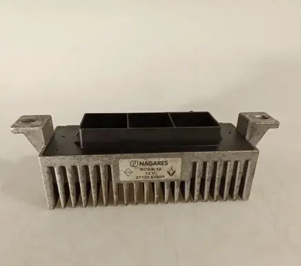 Opel Vivaro Glow plug pre-heat relay 271206395R