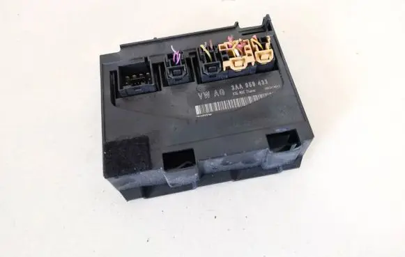 Volkswagen PASSAT B7 Comfort/convenience module 3AA959433