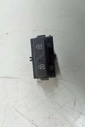 Volvo S60 Central locking switch button 31318990